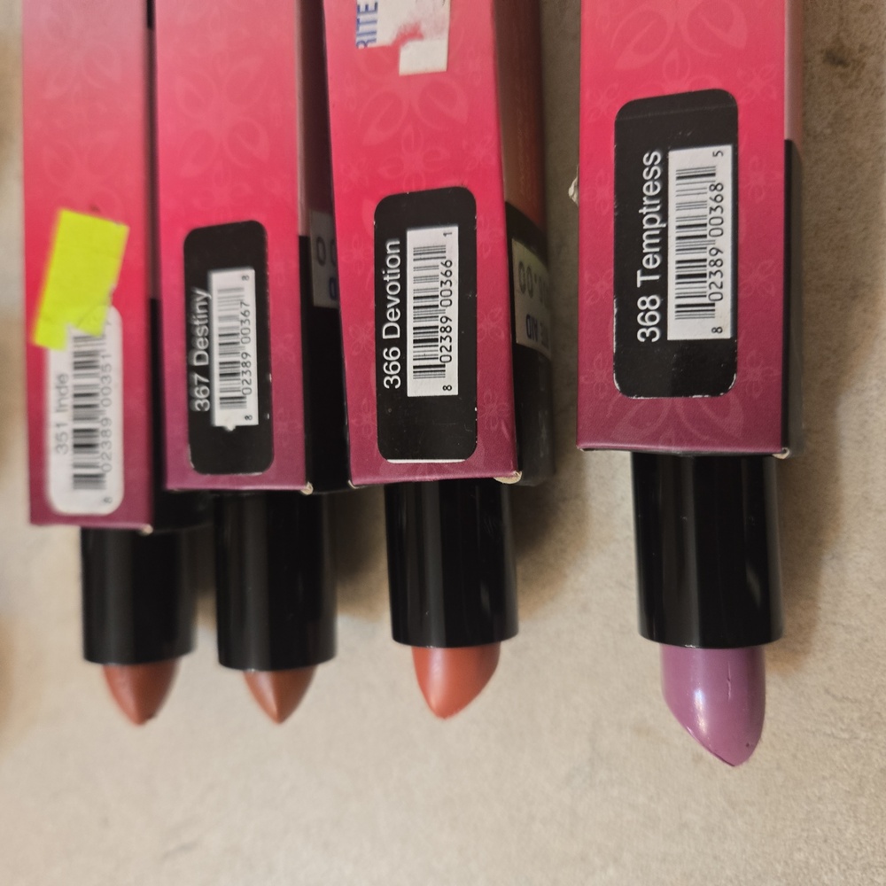 Emani Hydrating Lip Color Vegan Lipstick